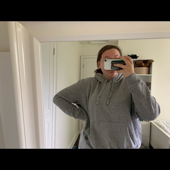 H&M heather grey hoodie - Picture 4 of 5
